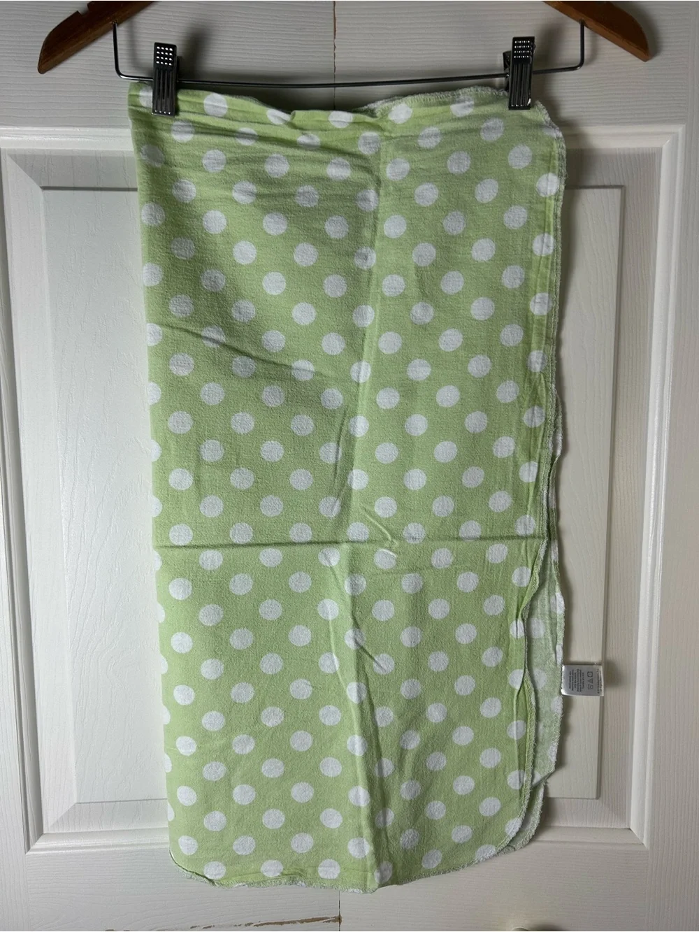 Luvable Friends Green White Polka Dots Baby Receiving Blanket Flannel Thin